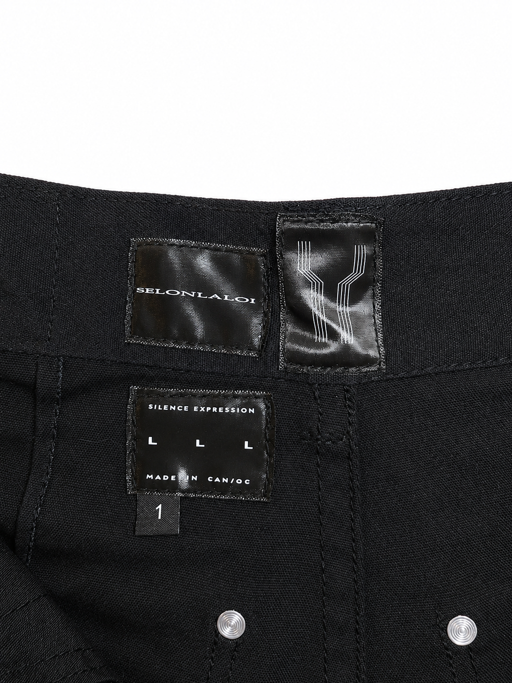 PIERCING WAXED CANVAS SHORTS