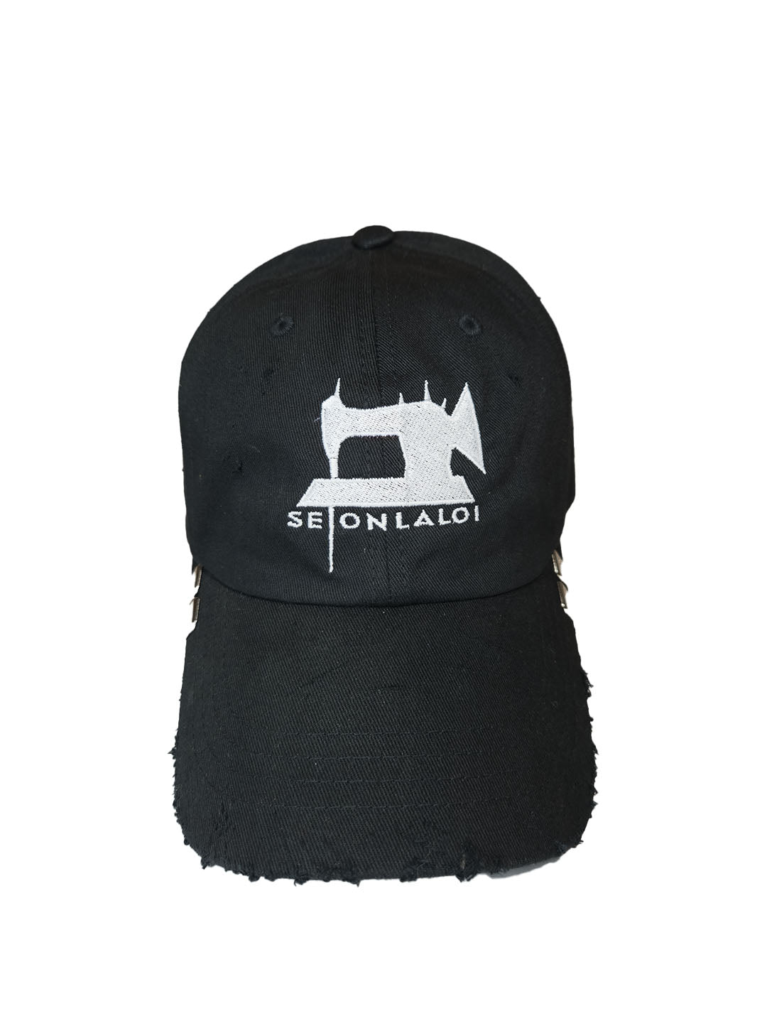 BROKEN NEEDLE HAT