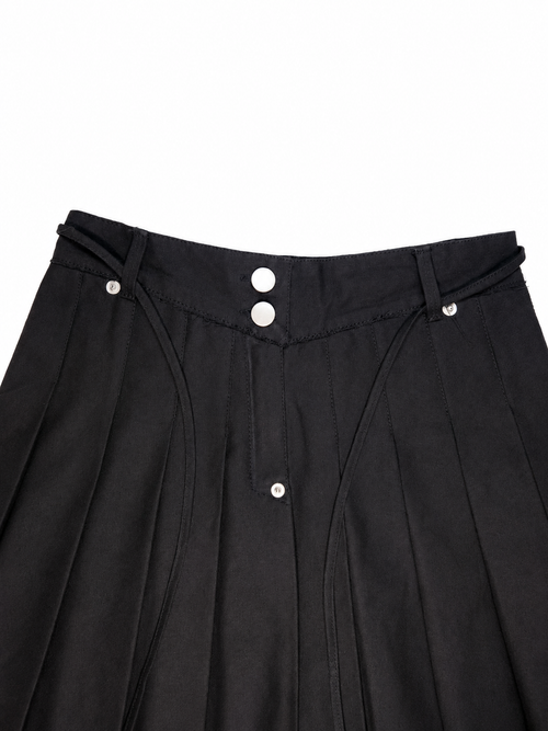 DISTRESSED PLEATED SKIRT